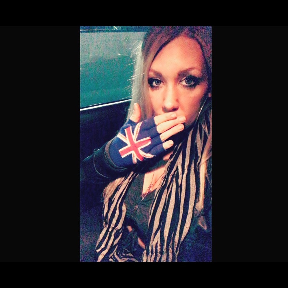 Meet your Posher, Louise